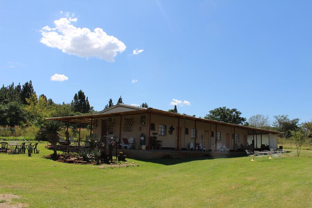 Drakensberg Bush Lodge And Backpackers Winterton Exterior photo