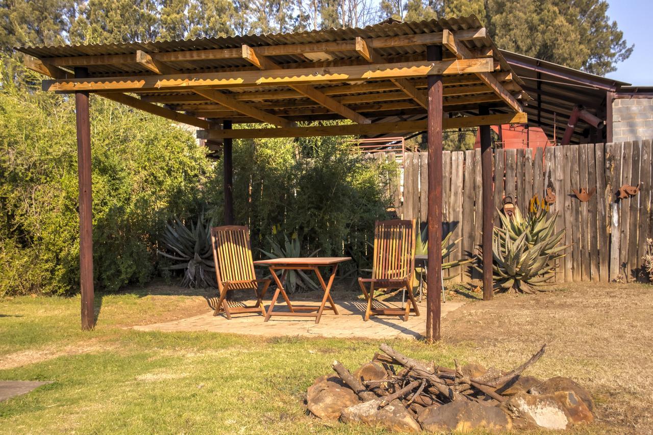 Drakensberg Bush Lodge And Backpackers Winterton Exterior photo